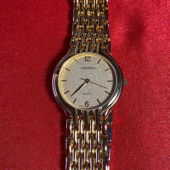 Capezio Women's Quartz Watch - Picture 3 of 4